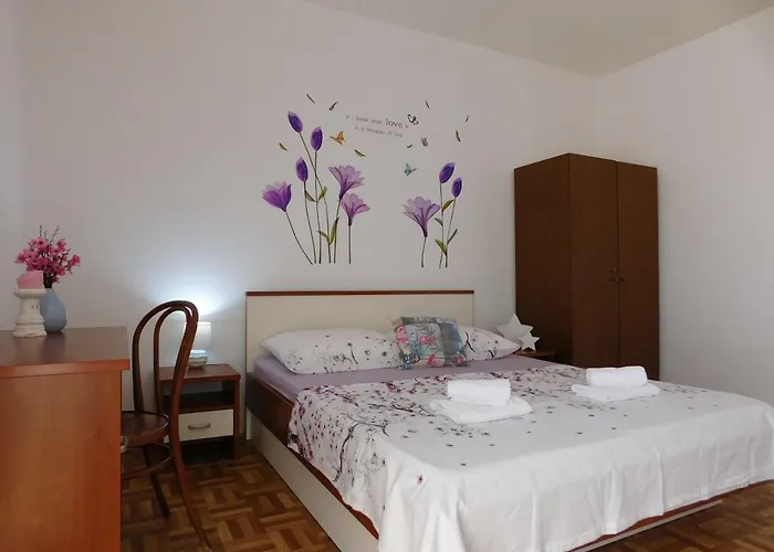 Ivanka Pensión Hvar Town